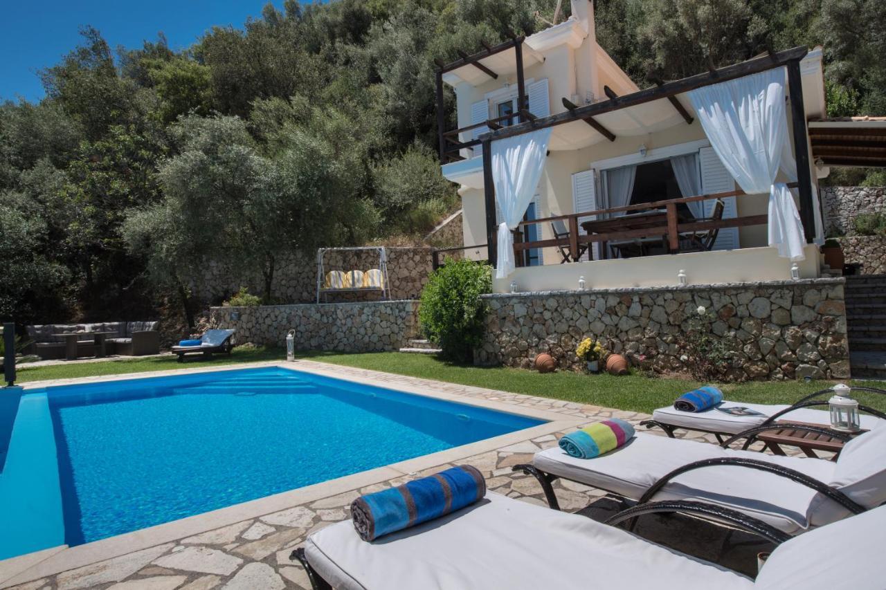 Villa Pasithea - Breathtaking Seaviews, Infinity Pool, Privacy, Close To The Beach 니드리 외부 사진